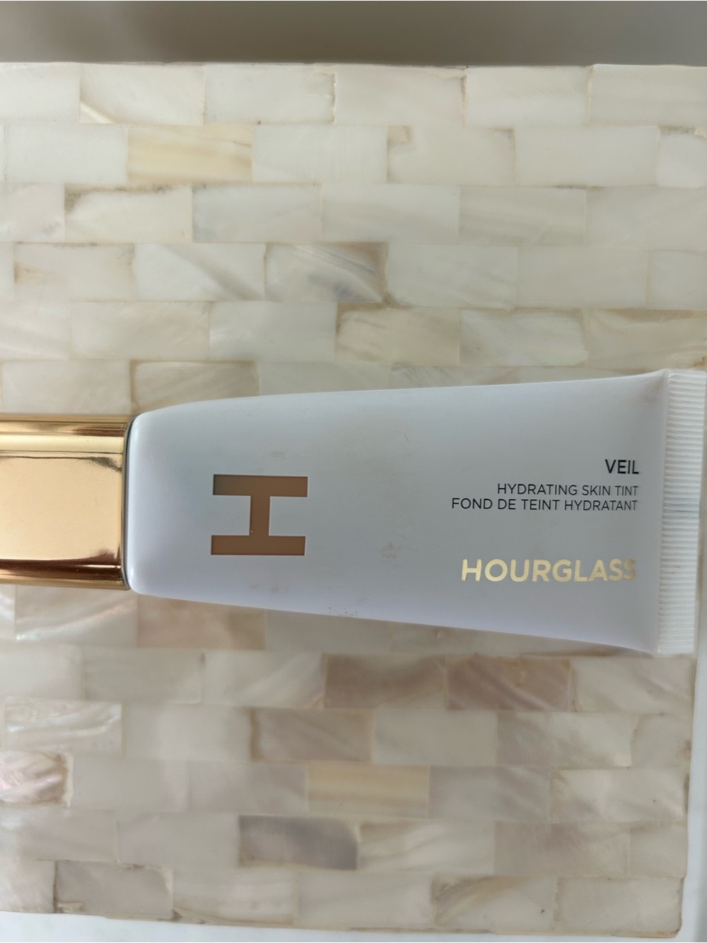 Hourglass Veil skin tint shade 5